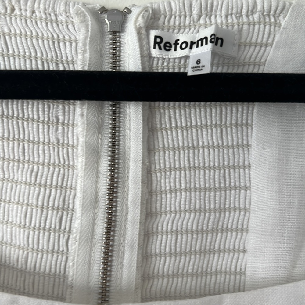Reformation || Dionne White Linen Romper NWT - Picture 3 of 7